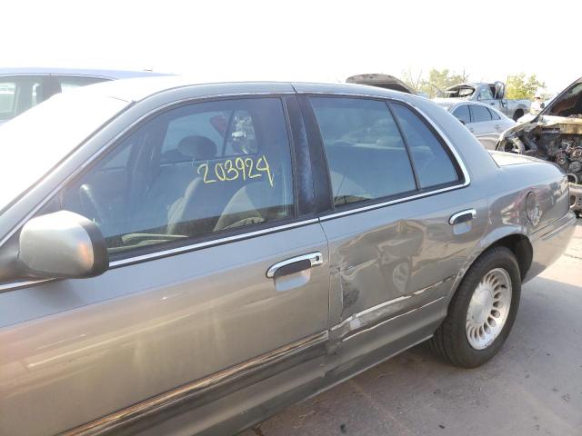 Photo 9 from auction – 2000 MERCURY GRAND MARQ with VIN 2MEFM74W3YX704419
