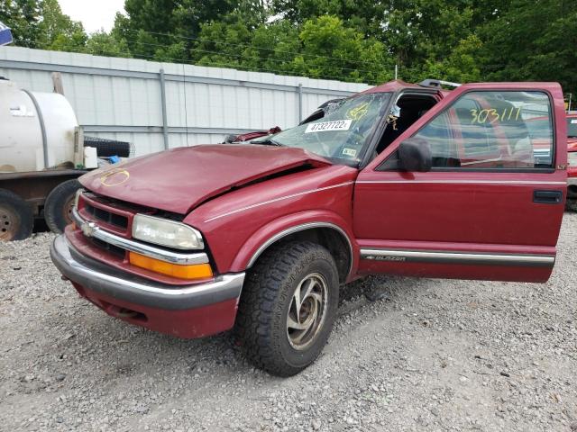 Photo 2 from auction – 2001 CHEVROLET BLAZER with VIN 1GNDT13WX1K210746