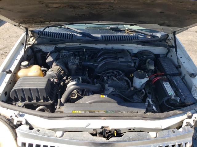 Photo 7 from auction – 2004 MERCURY MOUNTAINEE with VIN 4M2DU86K64ZJ41597