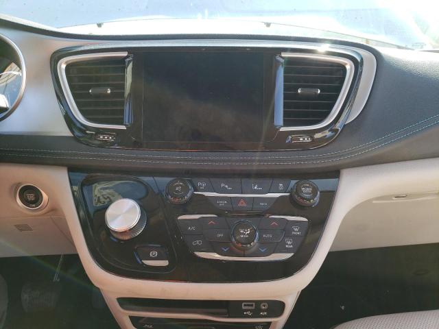 Photo 9 from auction – 2017 CHRYSLER PACIFICA E with VIN 2C4RC1N73HR730609