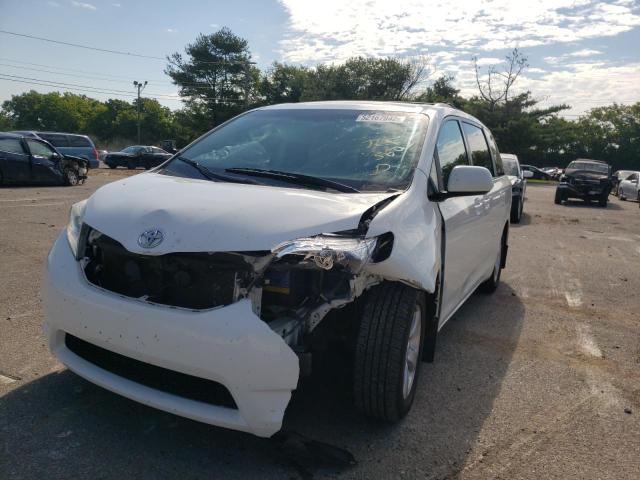 Photo 9 from auction – 2014 TOYOTA SIENNA LE with VIN 5TDKK3DC1ES480384
