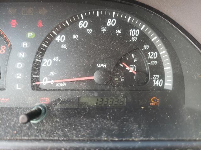 Photo 8 from auction – 2003 TOYOTA CAMRY LE with VIN 4T1BE32K33U753850