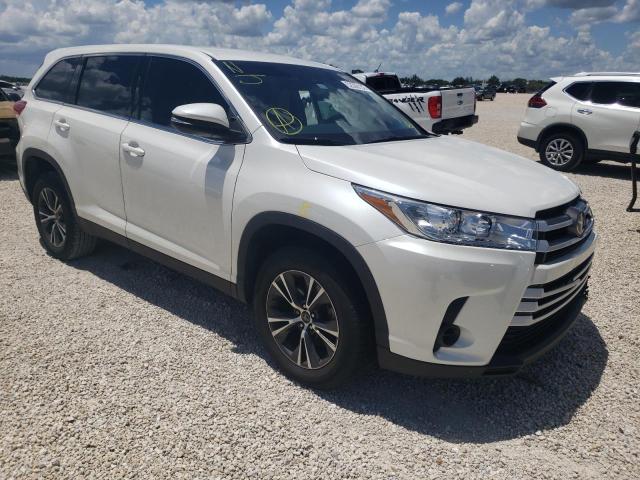 TOYOTA HIGHLANDER 2019 with VIN 5TDZARFH1KS049939 - Photo from auction