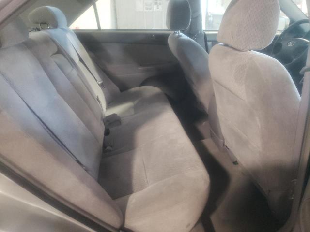 Photo 6 from auction – 2003 TOYOTA CAMRY LE with VIN 4T1BE32K33U786167