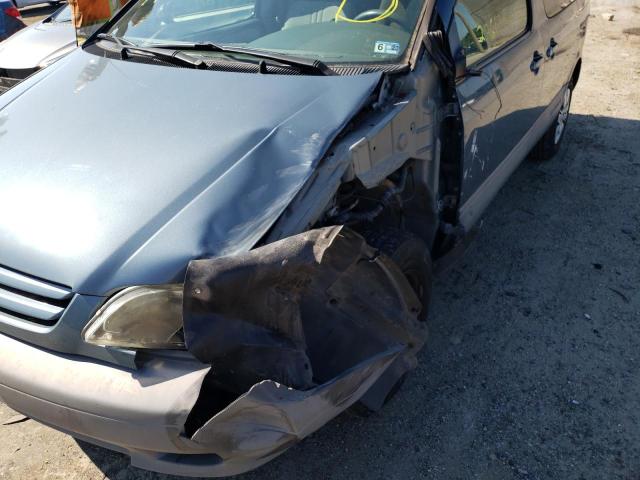Photo 9 from auction – 2002 TOYOTA SIENNA CE with VIN 4T3ZF19C32U449194