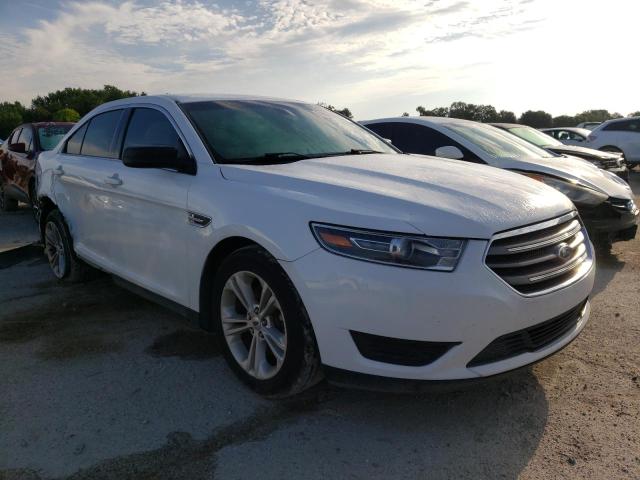 FORD TAURUS SE 2018 with VIN 1FAHP2D85JG138299 - Photo from auction