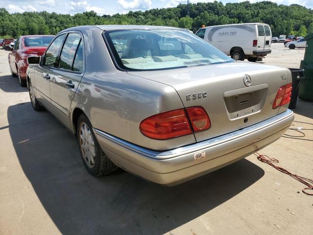Photo 3 from auction – 1999 MERCEDES-BENZ E 320 with VIN WDBJF65HXXA818293