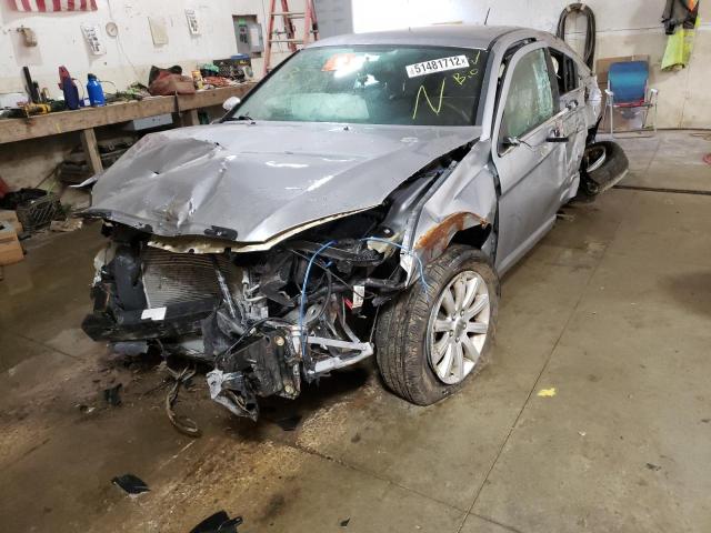 Photo 2 from auction – 2013 CHRYSLER 200 LIMITE with VIN 1C3CCBCG5DN520636
