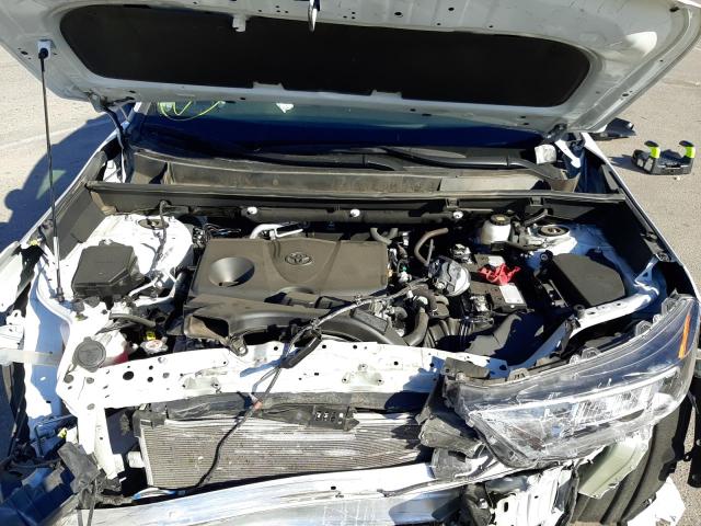 Photo 7 from auction – 2020 TOYOTA RAV4 XLE with VIN 2T3P1RFVXLC103334