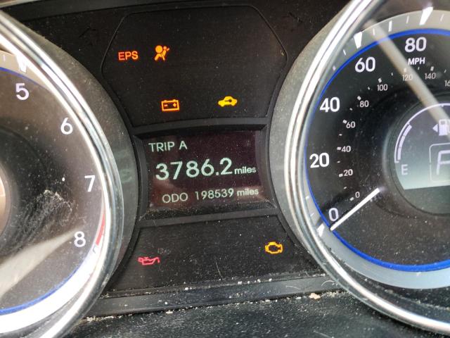 Photo 8 from auction – 2011 HYUNDAI SONATA SE with VIN 5NPEC4AC7BH021608