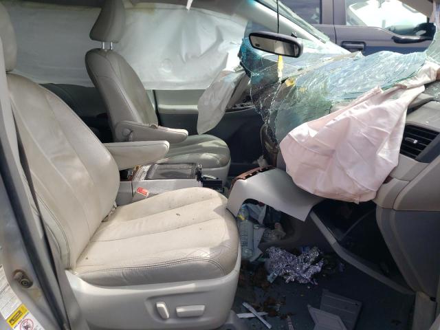 Photo 5 from auction – 2014 TOYOTA SIENNA XLE with VIN 5TDDK3DC1ES079748