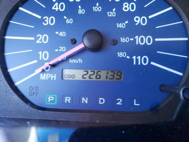 Photo 8 from auction – 2002 TOYOTA SIENNA CE with VIN 4T3ZF19C32U449194
