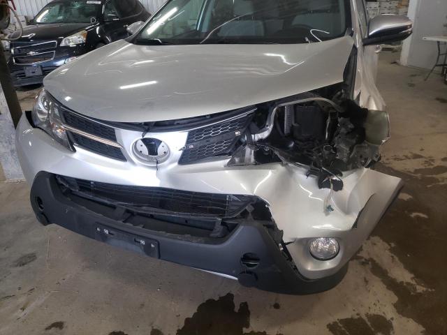 Photo 9 from auction – 2015 TOYOTA RAV4 XLE with VIN 2T3RFREV3FW233728