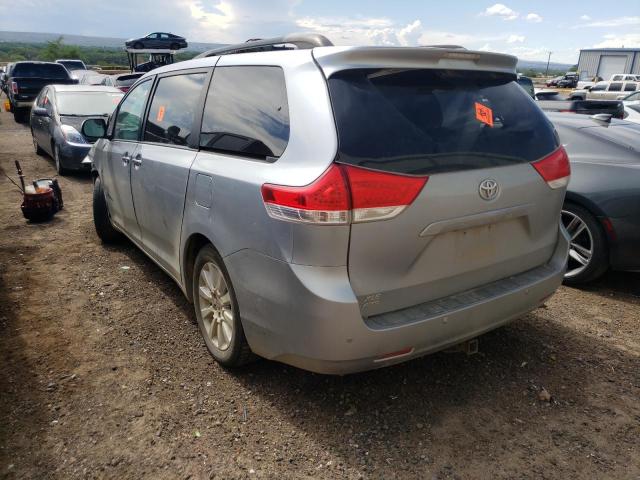 Photo 3 from auction – 2014 TOYOTA SIENNA XLE with VIN 5TDDK3DC1ES079748