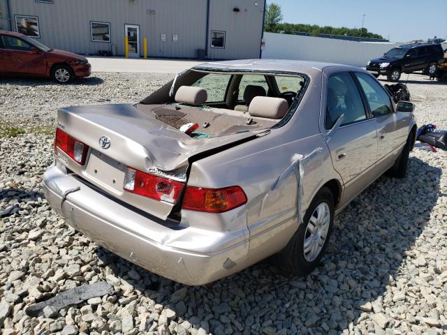Photo 4 from auction – 2000 TOYOTA CAMRY CE with VIN 4T1BG22K8YU758439