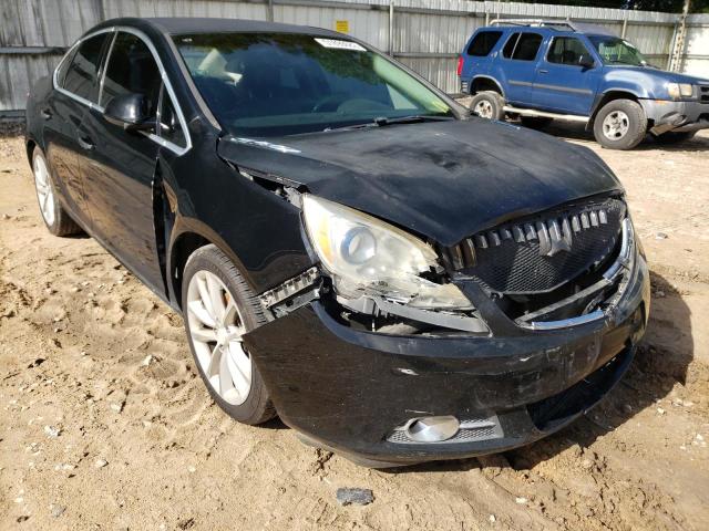 BUICK VERANO 2012 with VIN 1G4PP5SKXC4204402 - Photo from auction