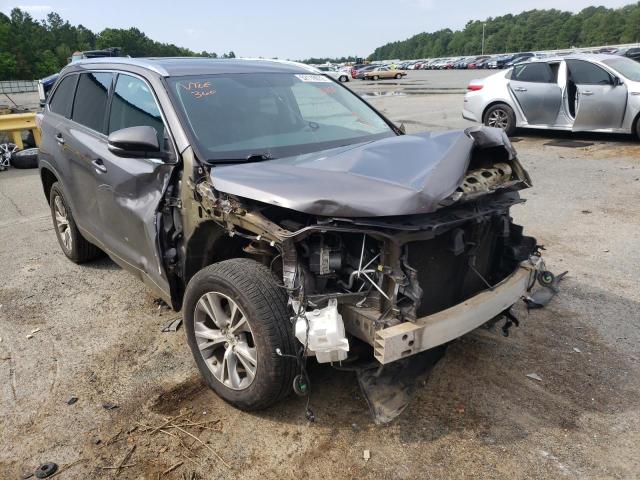 TOYOTA HIGHLANDER 2015 z numerem VIN 5TDKKRFHXFS101623 - Zdjęcie z aukcji