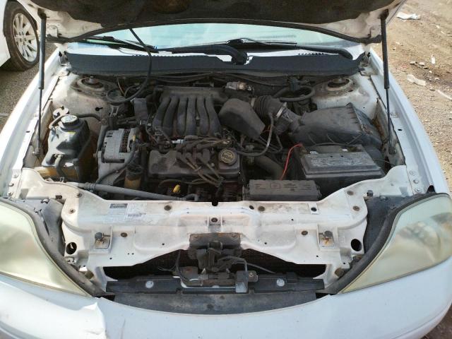Photo 7 from auction – 2002 MERCURY SABLE GS with VIN 1MEFM50U52G647680