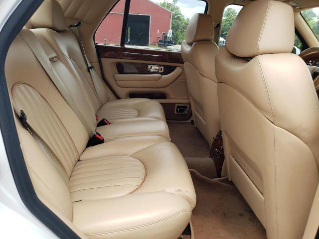 Photo 6 from auction – 1999 BENTLEY ARNAGE with VIN SCBLB51E2XCX02962