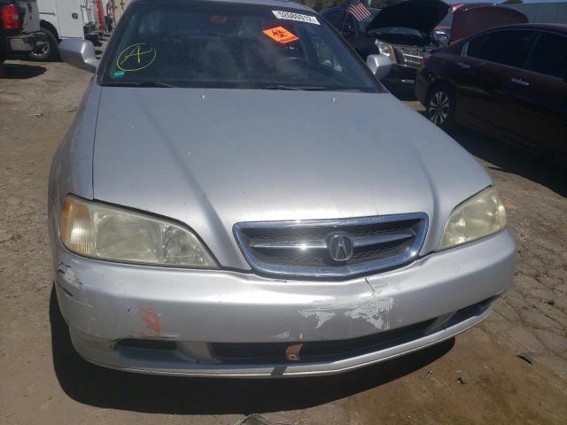 Photo 9 from auction – 1999 ACURA 3.2TL with VIN 19UUA5647XA049112