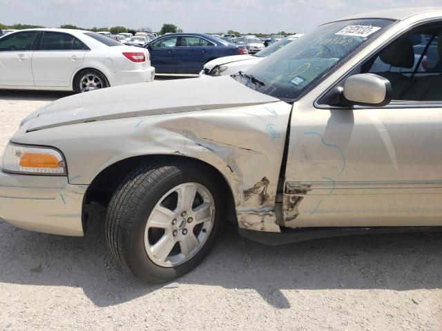 Photo 9 from auction – 2011 FORD CROWN VICT with VIN 2FABP7EV2BX161784
