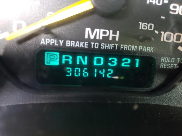 Photo 8 from auction – 2000 CHEVROLET SILVERADO with VIN 1GCEK19T8YE153257