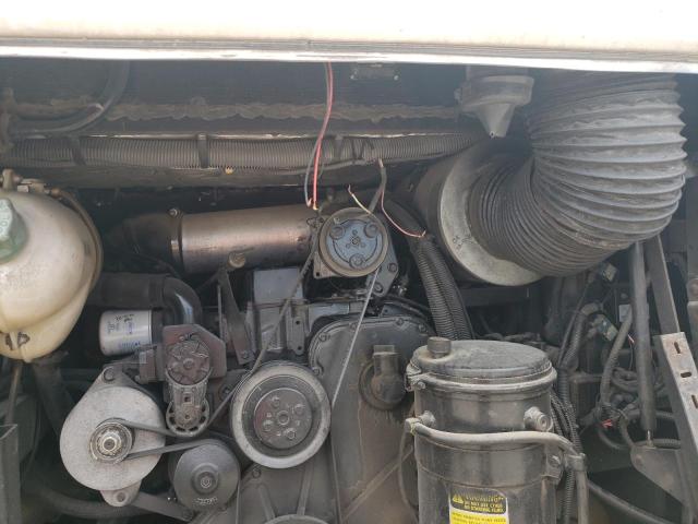 Photo 9 from auction – 1998 ROADMASTER RAIL KNIGHT 36R with VIN 1RF120511W2015127