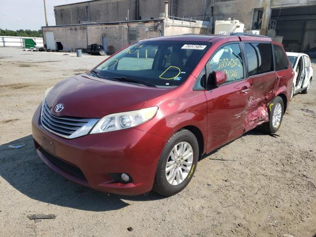 Photo 2 from auction – 2015 TOYOTA SIENNA XLE with VIN 5TDYK3DC3FS548308