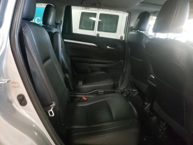 Photo 6 from auction – 2019 TOYOTA HIGHLANDER with VIN 5TDJZRFH4KS954570