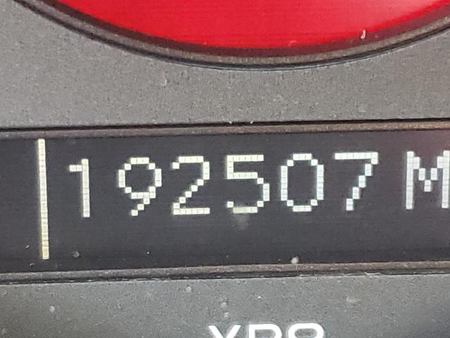Photo 8 from auction – 2005 MERCEDES-BENZ E 320 CDI with VIN WDBUF26J95A537199