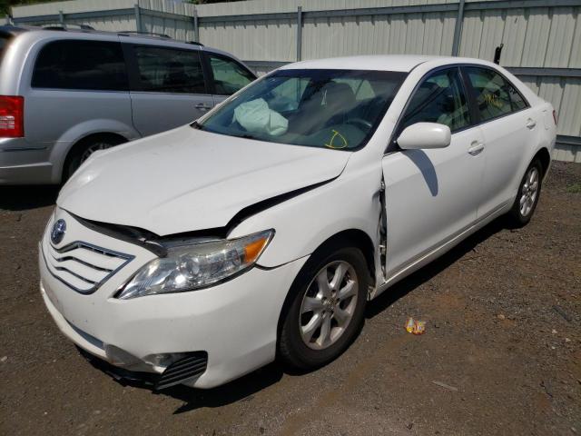 Photo 2 from auction – 2011 TOYOTA CAMRY with VIN 4T1BF3EKXBU750192
