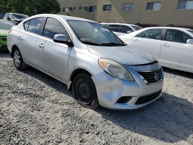 NISSAN VERSA S 2013 with VIN 3N1CN7AP2DL886806 - Photo from auction