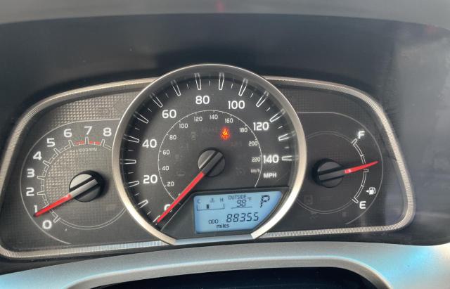 Photo 8 from auction – 2015 TOYOTA RAV4 XLE with VIN JTMRFREV3FD110475