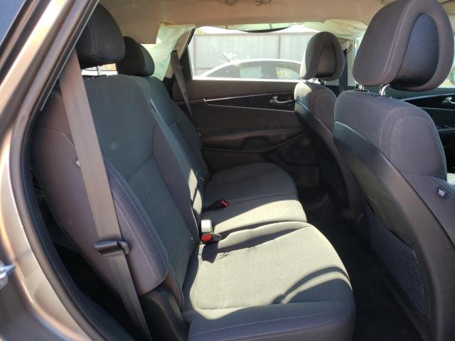 Photo 6 from auction – 2016 KIA SORENTO LX with VIN 5XYPG4A58GG028032
