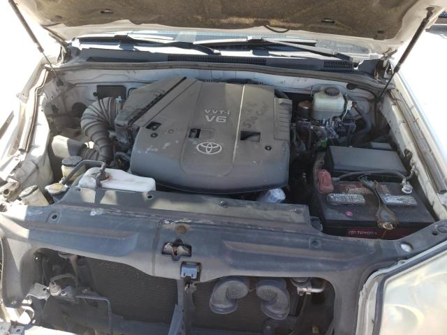 Photo 7 from auction – 2005 TOYOTA 4RUNNER SR with VIN JTEBU14R058038702