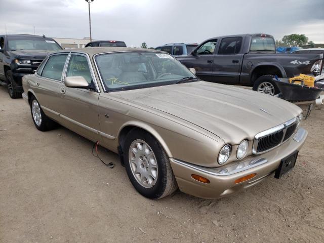 JAGUAR XJ8 1998 with VIN SAJHX124XWC823225 - Photo from auction