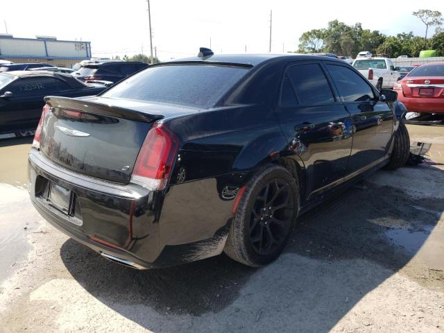 Photo 4 from auction – 2019 CHRYSLER 300 S with VIN 2C3CCABG4KH697714