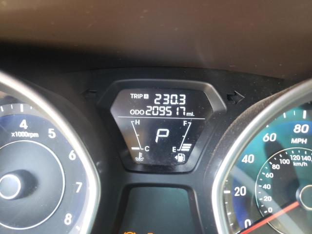 Photo 8 from auction – 2012 HYUNDAI ELANTRA GL with VIN 5NPDH4AE7CH143319
