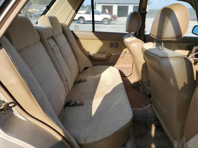 Photo 6 from auction – 1987 MAZDA 323 with VIN JM1BF2227H0520497