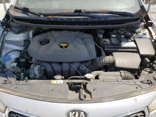 Photo 7 from auction – 2016 KIA FORTE LX with VIN KNAFK5A85G5604451