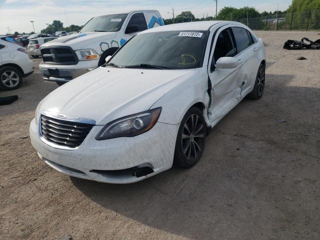 Photo 2 from auction – 2014 CHRYSLER 200 TOURIN with VIN 1C3CCBBG3EN187369