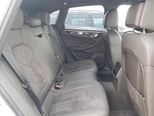 Photo 6 from auction – 2018 PORSCHE MACAN with VIN WP1AA2A50JLB10827