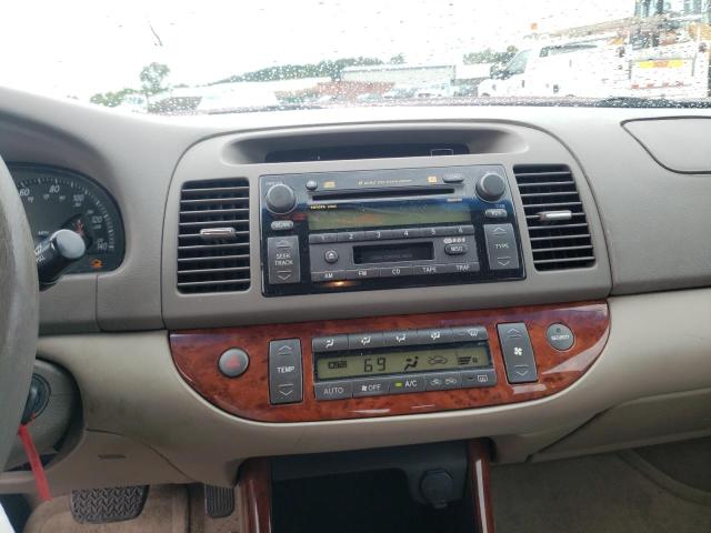 Photo 9 from auction – 2004 TOYOTA CAMRY LE with VIN 4T1BE32K94U292851
