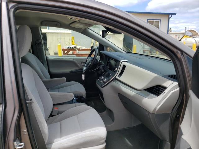 Photo 5 from auction – 2020 TOYOTA SIENNA LE with VIN 5TDKZ3DC7LS056071