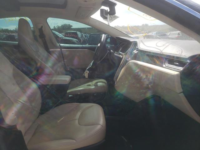 Photo 5 from auction – 2013 TESLA MODEL S with VIN 5YJSA1CN2DFP18630