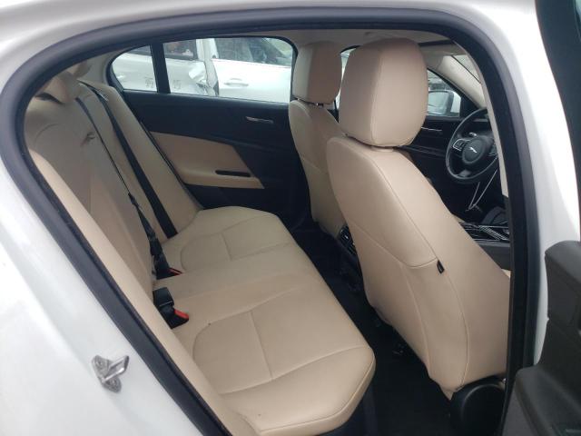 Photo 6 from auction – 2018 JAGUAR XE with VIN SAJAR4FX8JCP27197