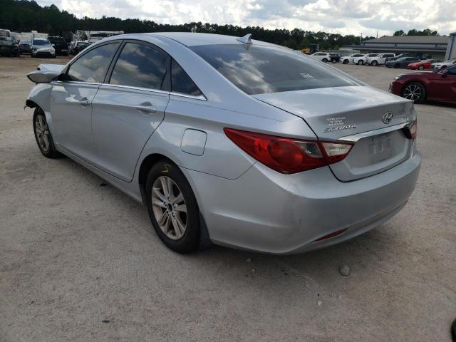 Photo 3 from auction – 2011 HYUNDAI SONATA with VIN 5NPEB4AC4BH108904