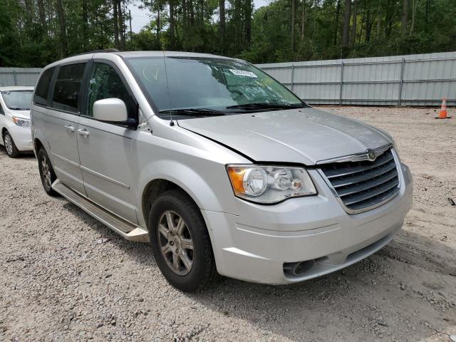 CHRYSLER TOWN & COU 2010 with VIN 2A4RR5D16AR142965 - Photo from auction