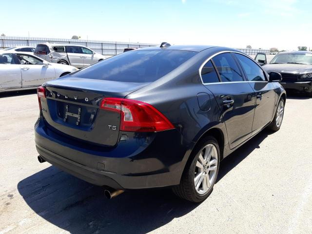 Photo 4 from auction – 2013 VOLVO S60 T5 with VIN YV1612FS2D2182221
