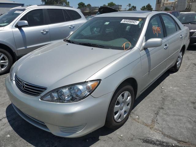 Photo 2 from auction – 2005 TOYOTA CAMRY LE with VIN 4T1BE32K45U975414
